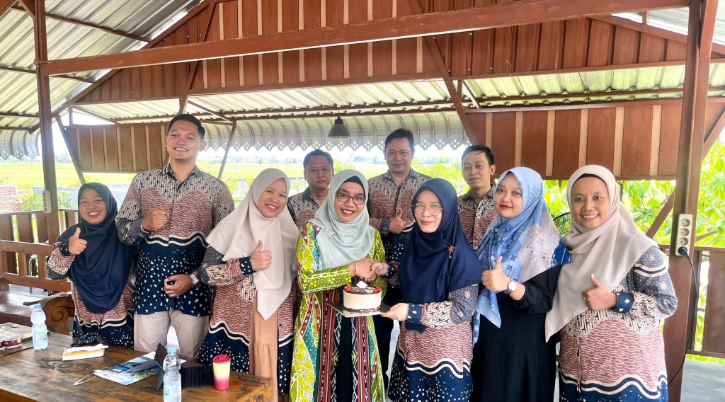 Cantika Wahono Bahas Kemajuan Pendidikan Bojonegoro Bersama Civitas Akademika STIE&nbsp;Cendekia